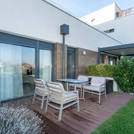 Apartament Lakeside Garden *